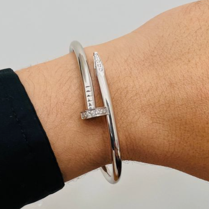 ELEGANT NAIL BRACELET DELUXE SILVER